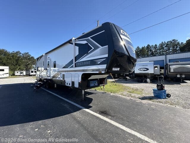 2026 Heartland Cyclone 3511 - New Toy Hauler For Sale by Blue Compass RV Gainesville in Alachua, Florida