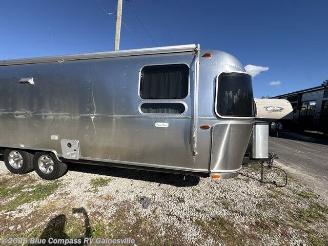 2023 Flying Cloud 27FB by Airstream from Blue Compass RV Gainesville in Alachua, Florida