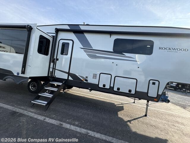 2026 Forest River Rockwood Signature 401SB - New Fifth Wheel For Sale by Blue Compass RV Gainesville in Alachua, Florida
