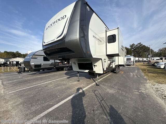 New 2026 Forest River Rockwood Signature 401SB available in Alachua, Florida