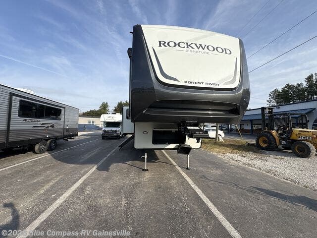 2026 Rockwood Signature 401SB by Forest River from Blue Compass RV Gainesville in Alachua, Florida