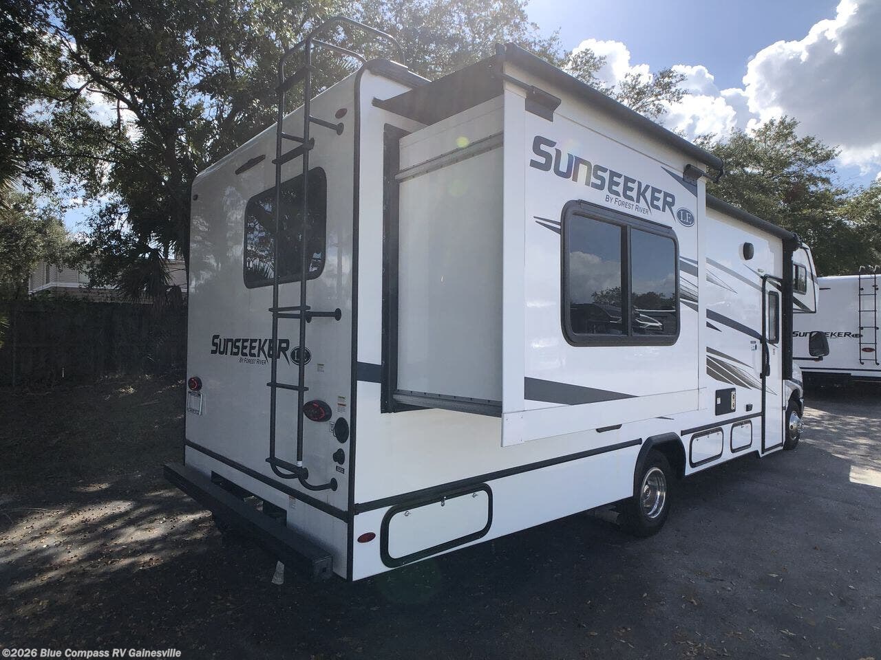 2023 Sunseeker LE 2550DSLE Ford by Forest River from Blue Compass RV Gainesville in Alachua, Florida