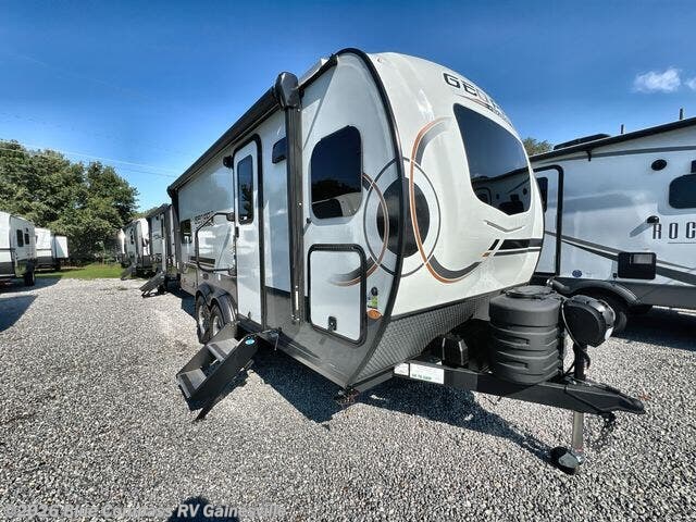 2025 Forest River Unknown 20FKW - Used Travel Trailer For Sale by Blue Compass RV Gainesville in Alachua, Florida