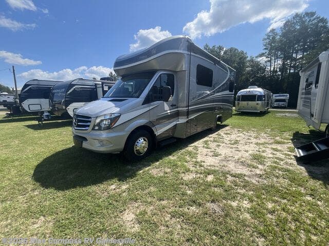 2020 isata 3 24RW by Dynamax Corp from Blue Compass RV Gainesville in Alachua, Florida