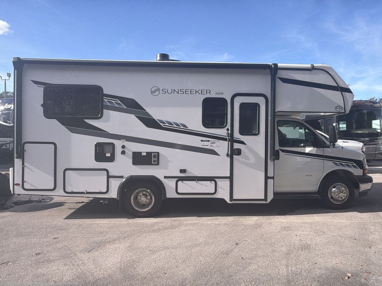 New 2026 Forest River Sunseeker LE 2350LE Chevy available in Alachua, Florida