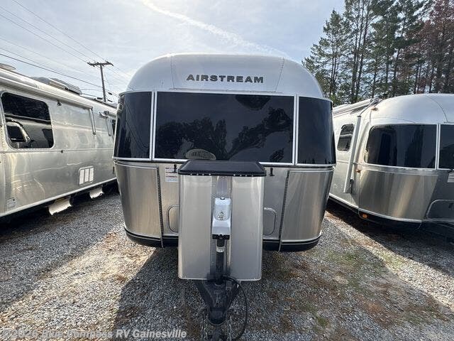 Used 2018 Airstream Classic 33FBQ available in Alachua, Florida
