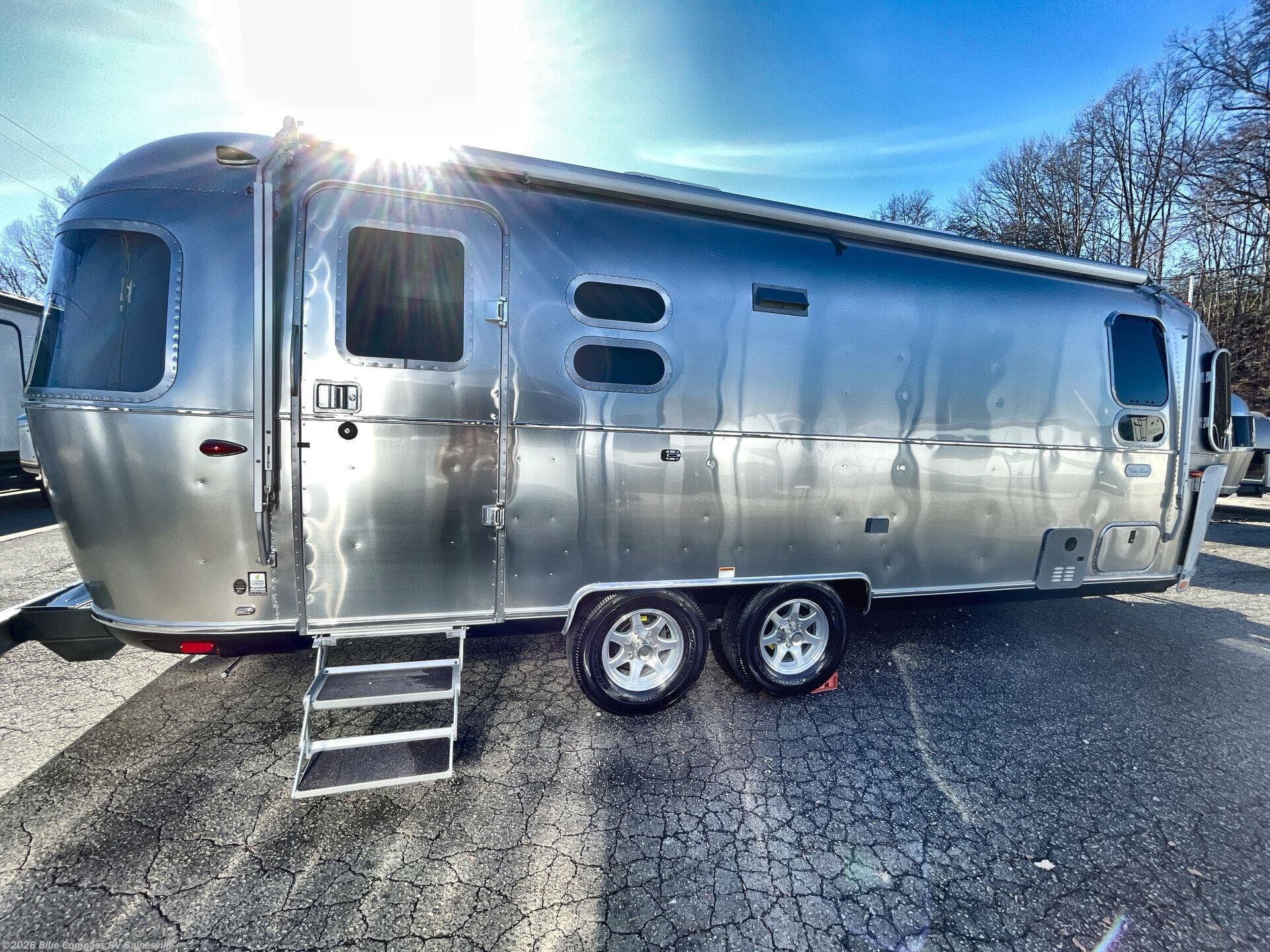 New 2027 Airstream Flying Cloud 25FB Twin available in Alachua, Florida