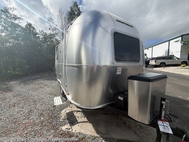 2027 World Traveler 17RB by Airstream from Blue Compass RV Gainesville in Alachua, Florida