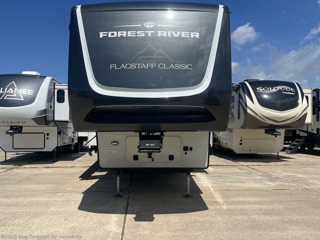 Used 2025 Forest River Flagstaff Classic 331RL available in Alachua, Florida