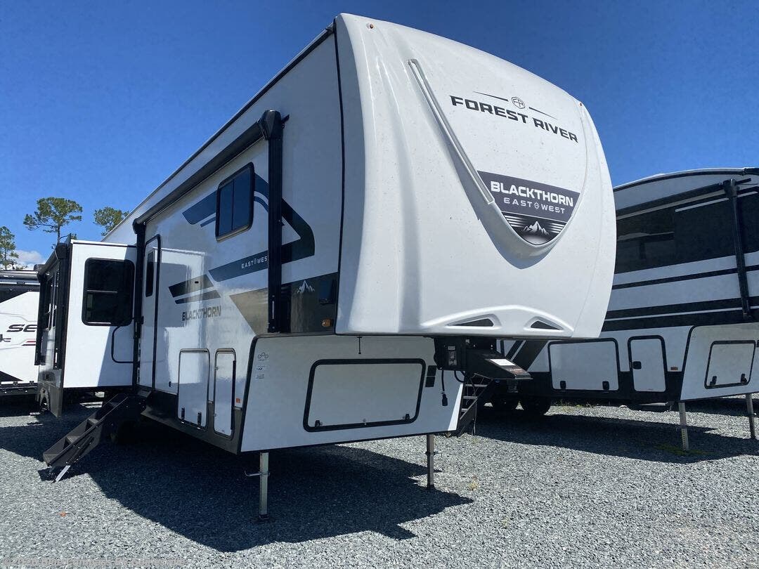 2026 Blackthorn 3820DSL by East to West from Blue Compass RV Gainesville in Alachua, Florida