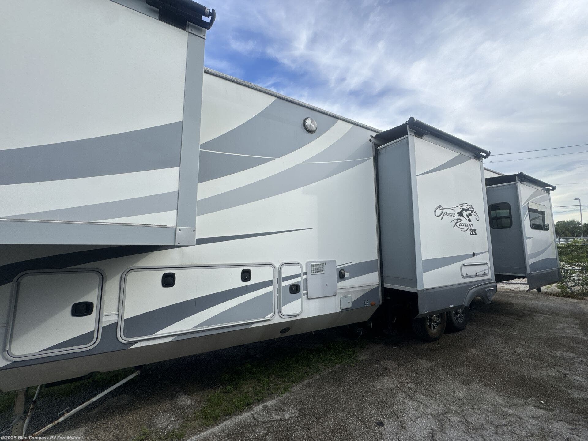 2017 Open Range 3X 375RDS by Highland Ridge from Blue Compass RV Fort Myers in Fort Myers, Florida