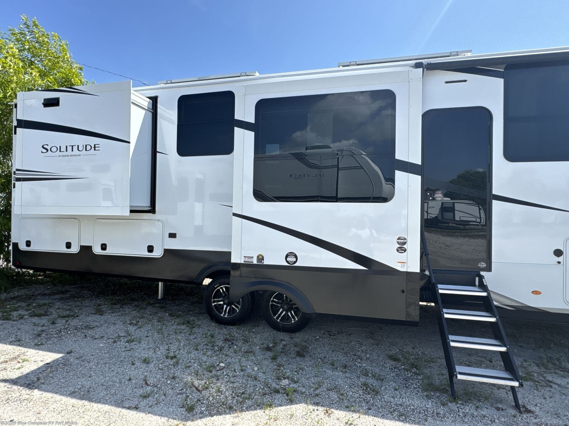 New 2025 Grand Design Solitude 390RK available in Fort Myers, Florida