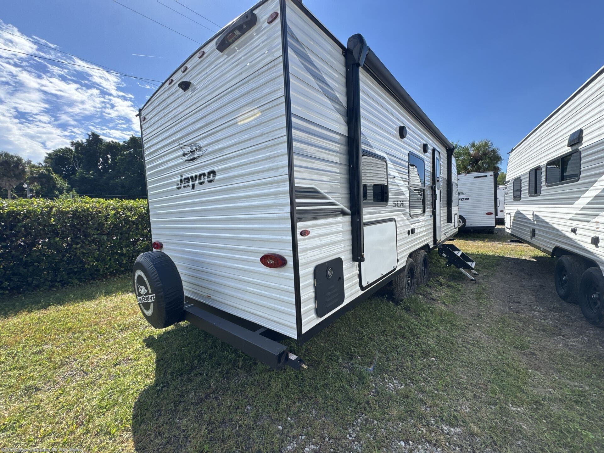 2025 Jay Flight SLX 260BH by Jayco from Blue Compass RV Fort Myers in Fort Myers, Florida