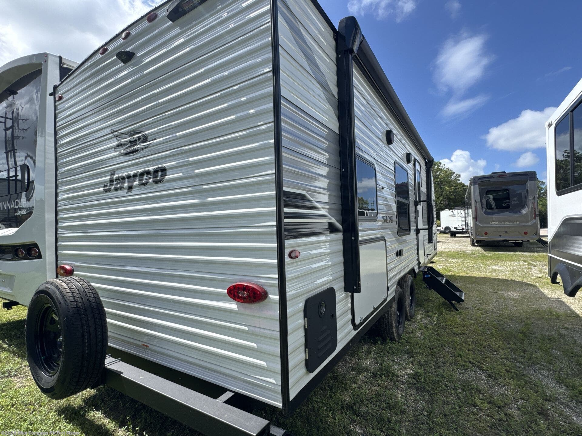 2025 Jay Flight SLX 260BH by Jayco from Blue Compass RV Fort Myers in Fort Myers, Florida