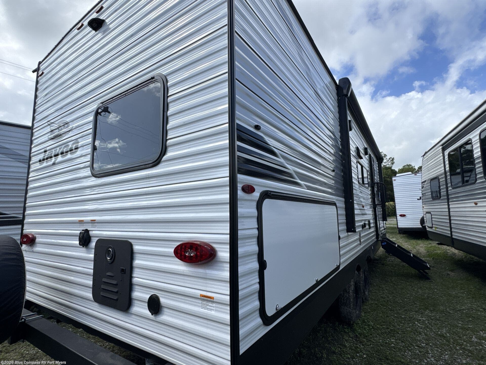2025 Jay Flight SLX 261BHS by Jayco from Blue Compass RV Fort Myers in Fort Myers, Florida