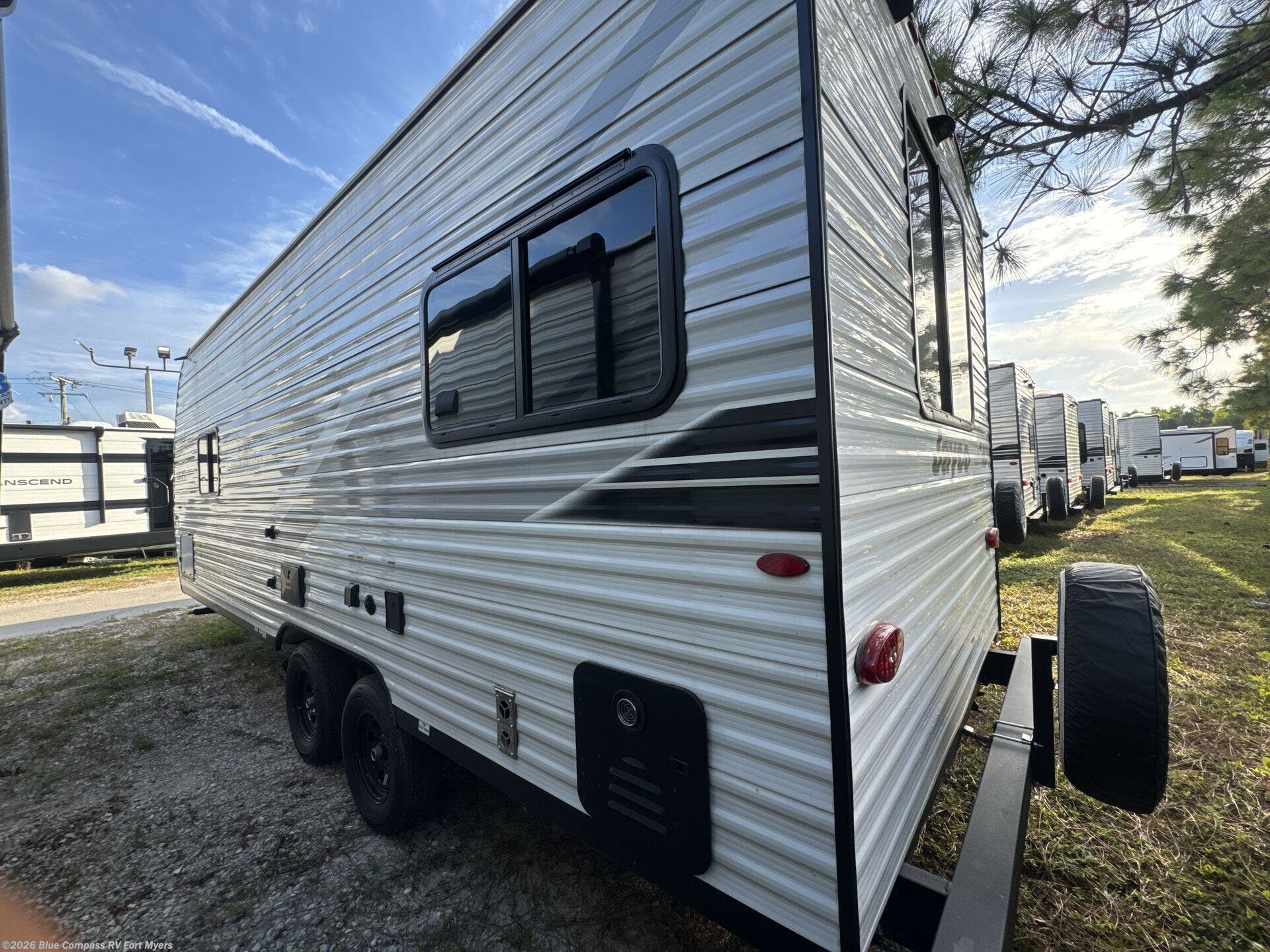 New 2025 Jayco Jay Flight SLX 210QB available in Fort Myers, Florida