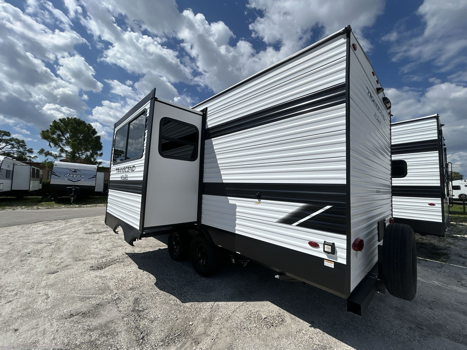 2026 Transcend Xplor 20MKX by Grand Design from Blue Compass RV Fort Myers in Fort Myers, Florida