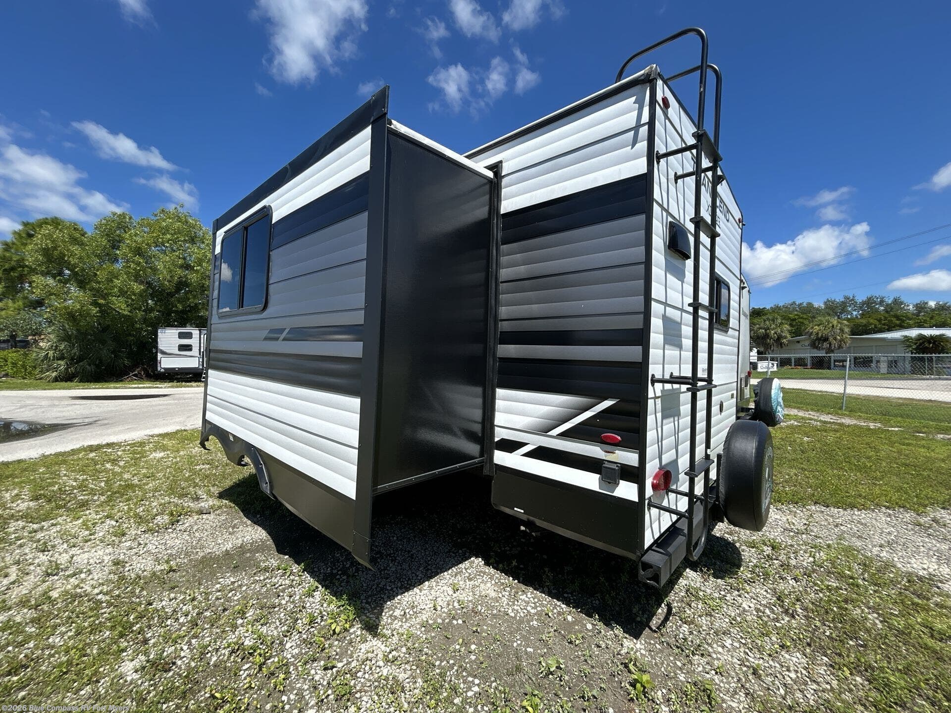 2023 Transcend Xplor 231RK by Grand Design from Blue Compass RV Fort Myers in Fort Myers, Florida
