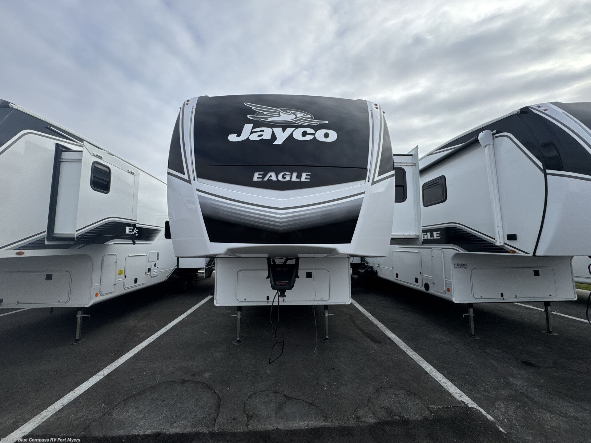 New 2026 Jayco Eagle 321RSTS available in Fort Myers, Florida