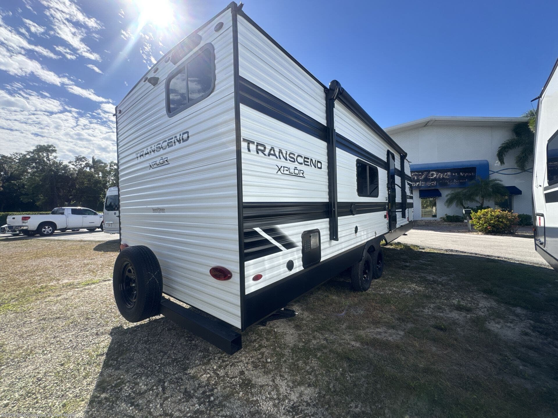 2026 Transcend Xplor 24BHX by Grand Design from Blue Compass RV Fort Myers in Fort Myers, Florida