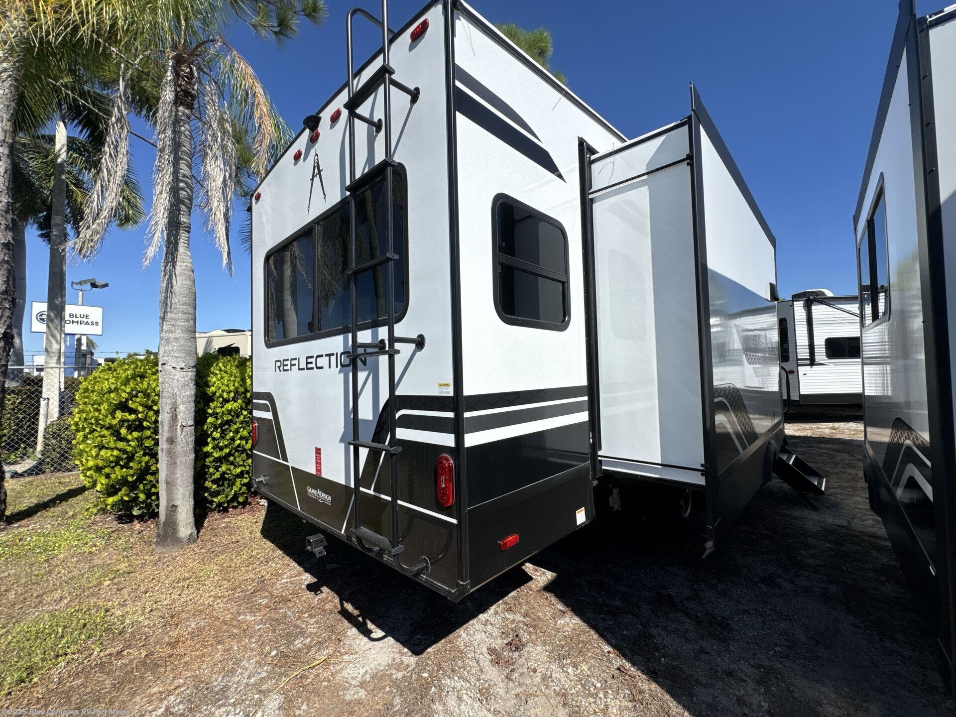 2026 Reflection 100 Series 28RL by Grand Design from Blue Compass RV Fort Myers in Fort Myers, Florida