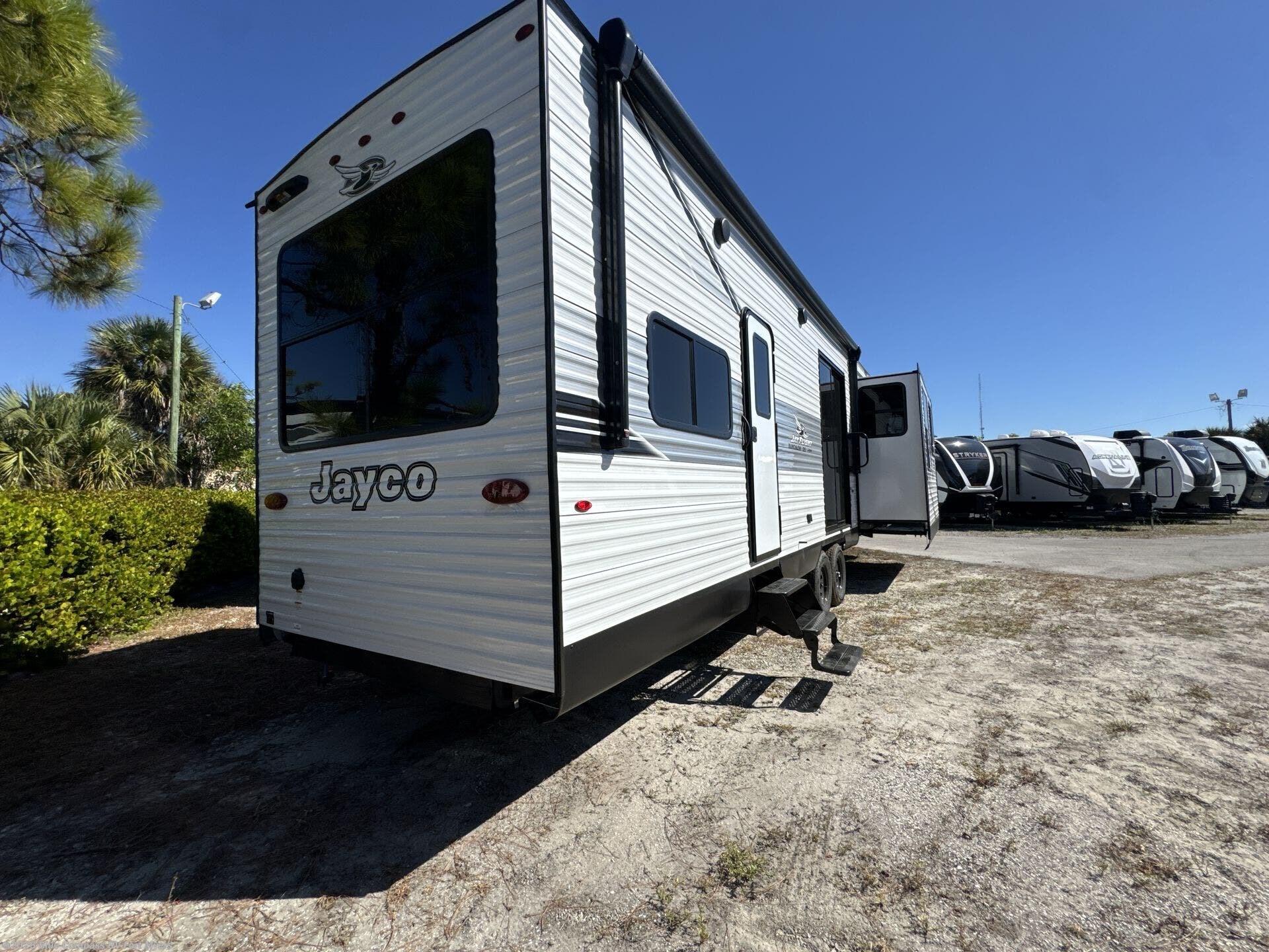 2026 Jay Flight Bungalow 401FLTS DS by Jayco from Blue Compass RV Fort Myers in Fort Myers, Florida