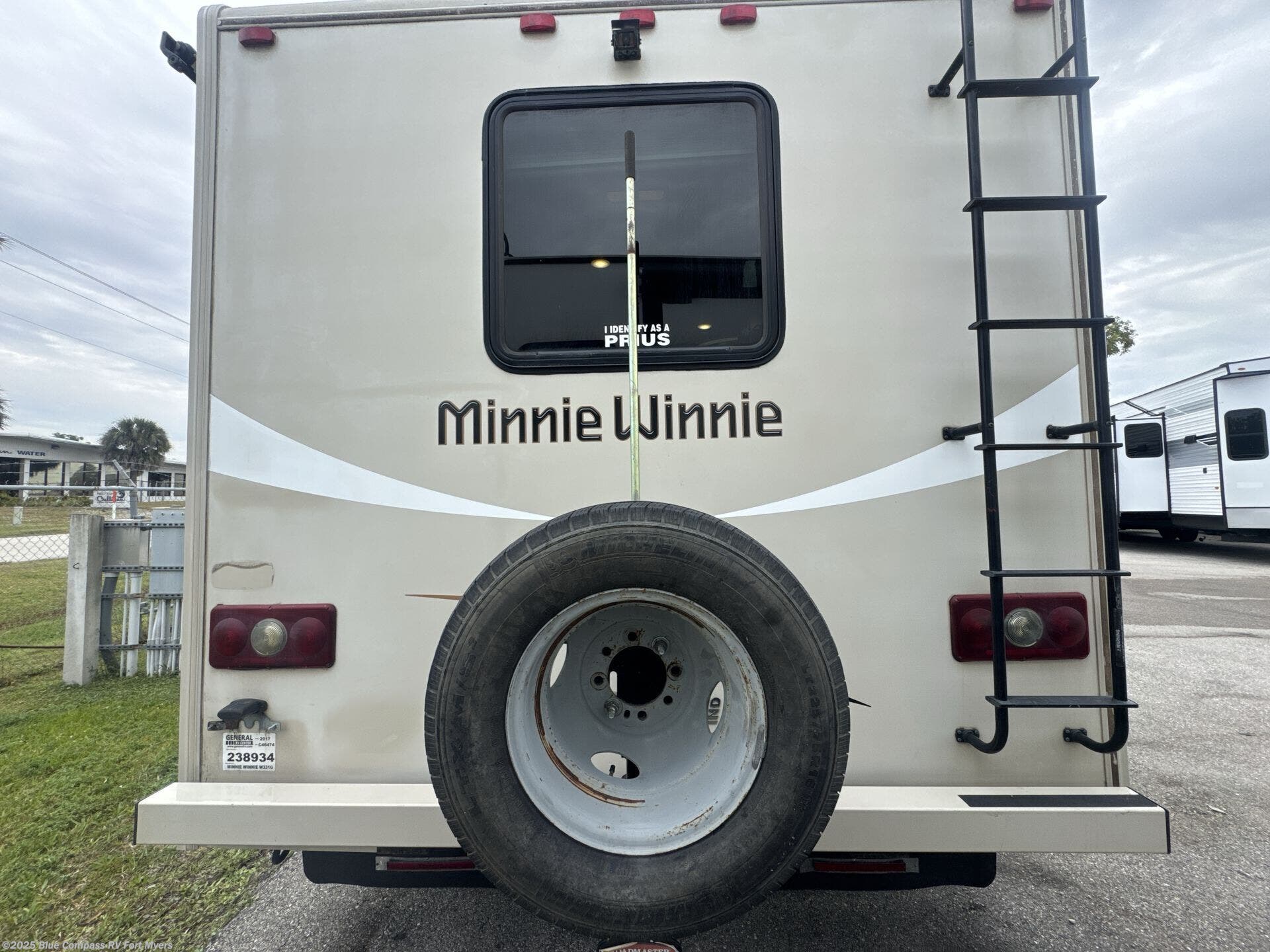 Used 2017 Winnebago Minnie Winnie 31g available in Fort Myers, Florida