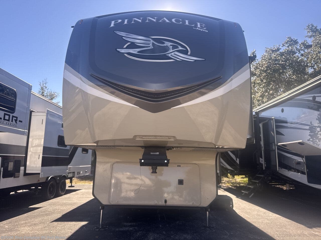 Used 2020 Jayco Pinnacle 37MDQS available in Fort Myers, Florida