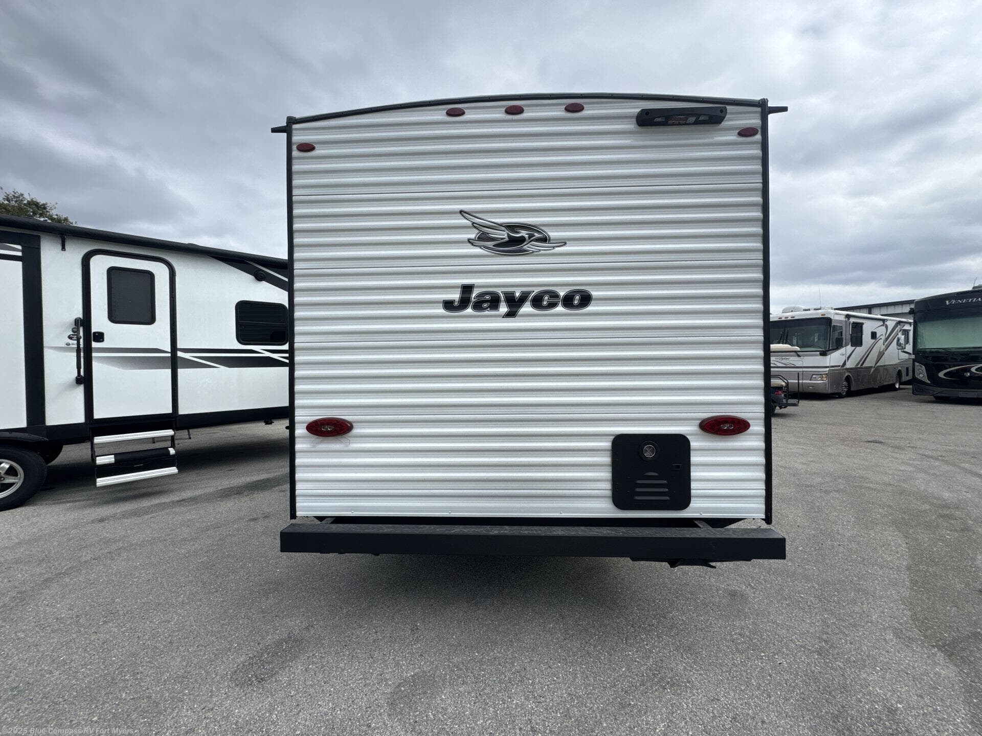 New 2026 Jayco Jay Flight SLX 172DB available in Fort Myers, Florida