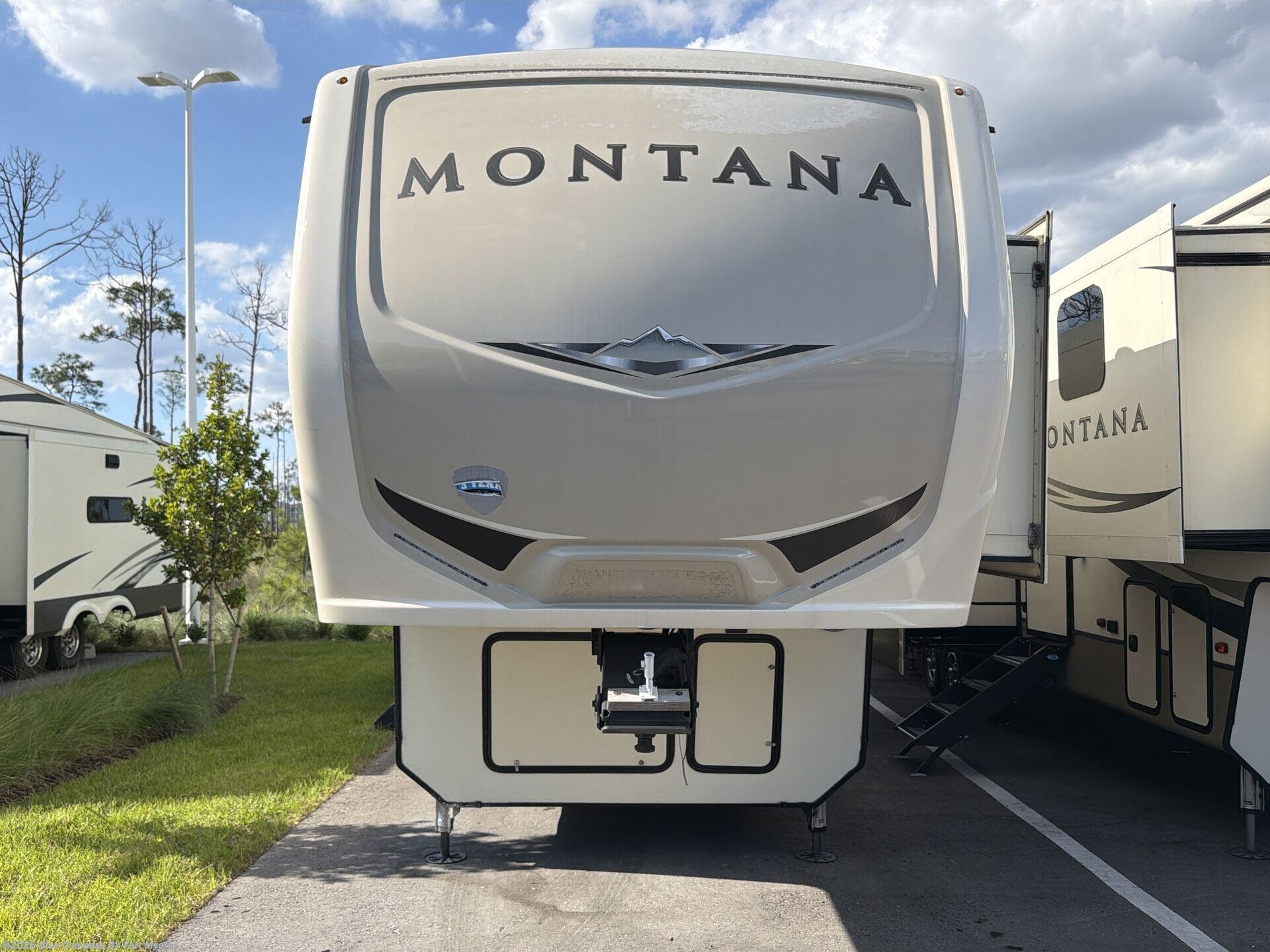 Used 2018 Keystone Montana 3720RL available in Fort Myers, Florida
