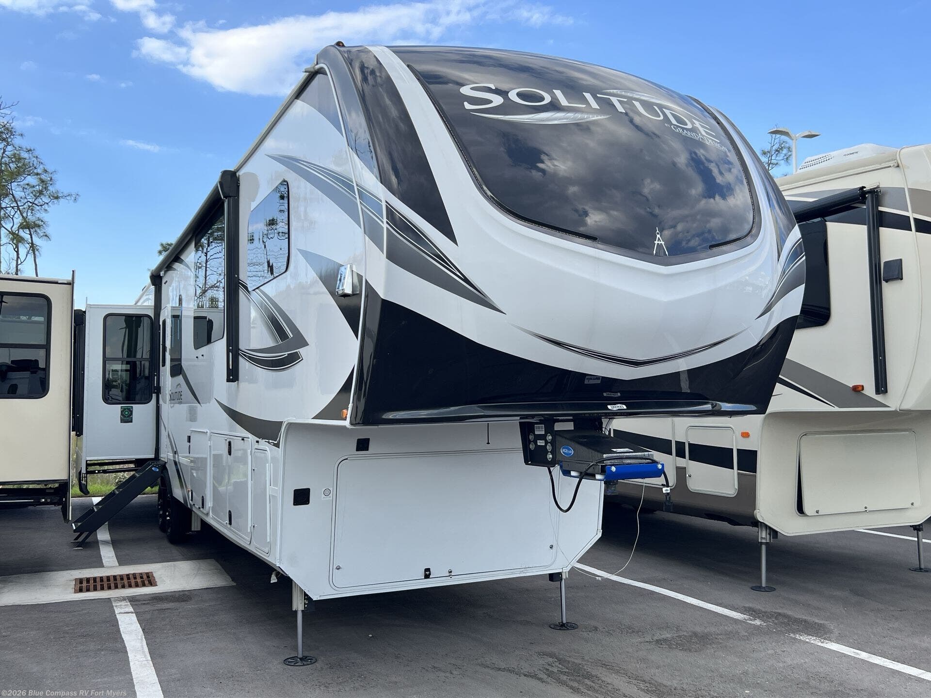2025 Solitude 388MBS by Grand Design from Blue Compass RV Fort Myers in Fort Myers, Florida
