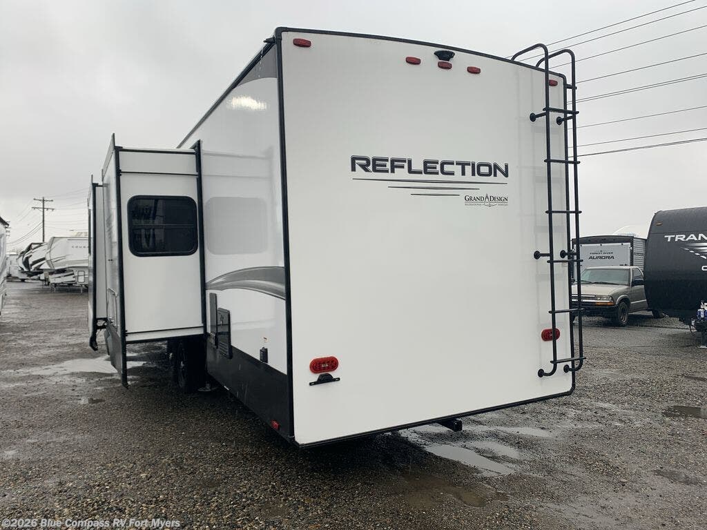 2026 Reflection 322FKTS by Grand Design from Blue Compass RV Fort Myers in Fort Myers, Florida
