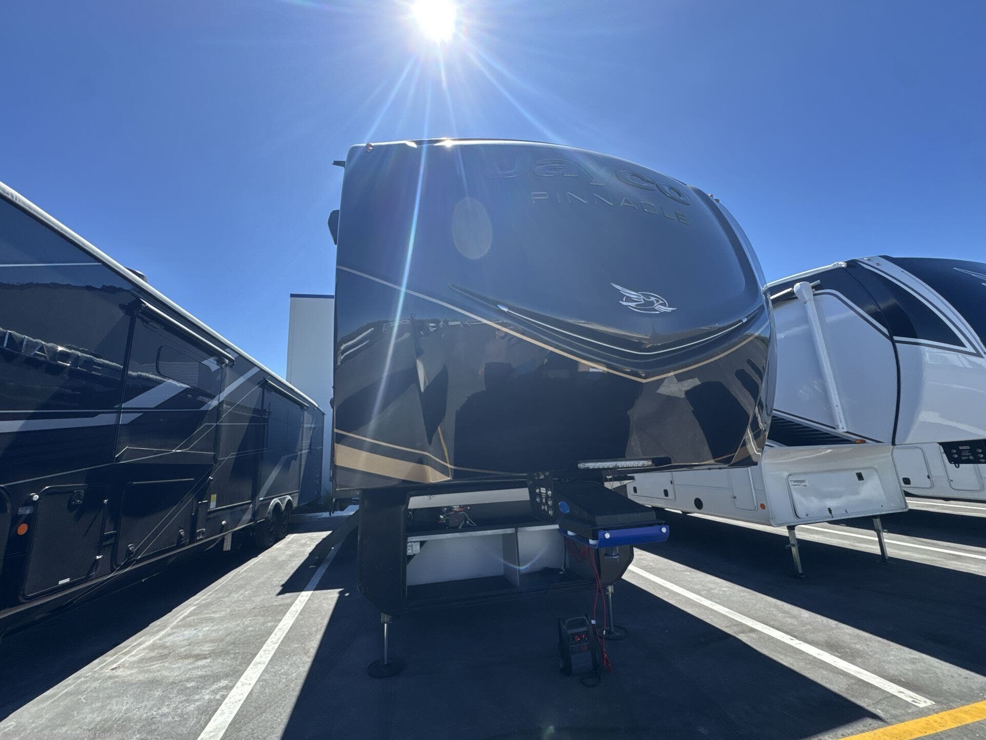 2026 Pinnacle 36FBTS by Jayco from Blue Compass RV Fort Myers in Fort Myers, Florida