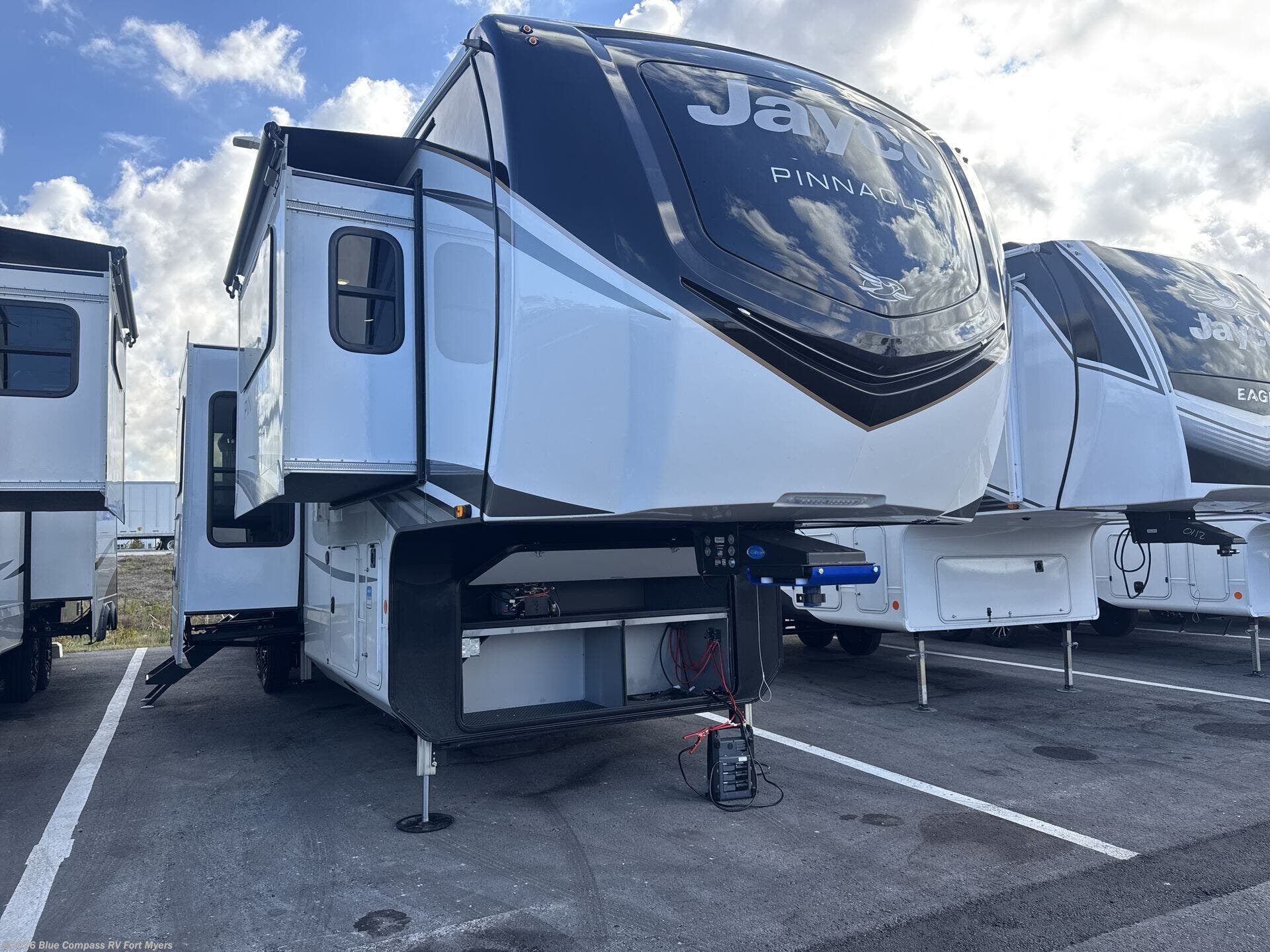 2026 Pinnacle 39FLOK by Jayco from Blue Compass RV Fort Myers in Fort Myers, Florida