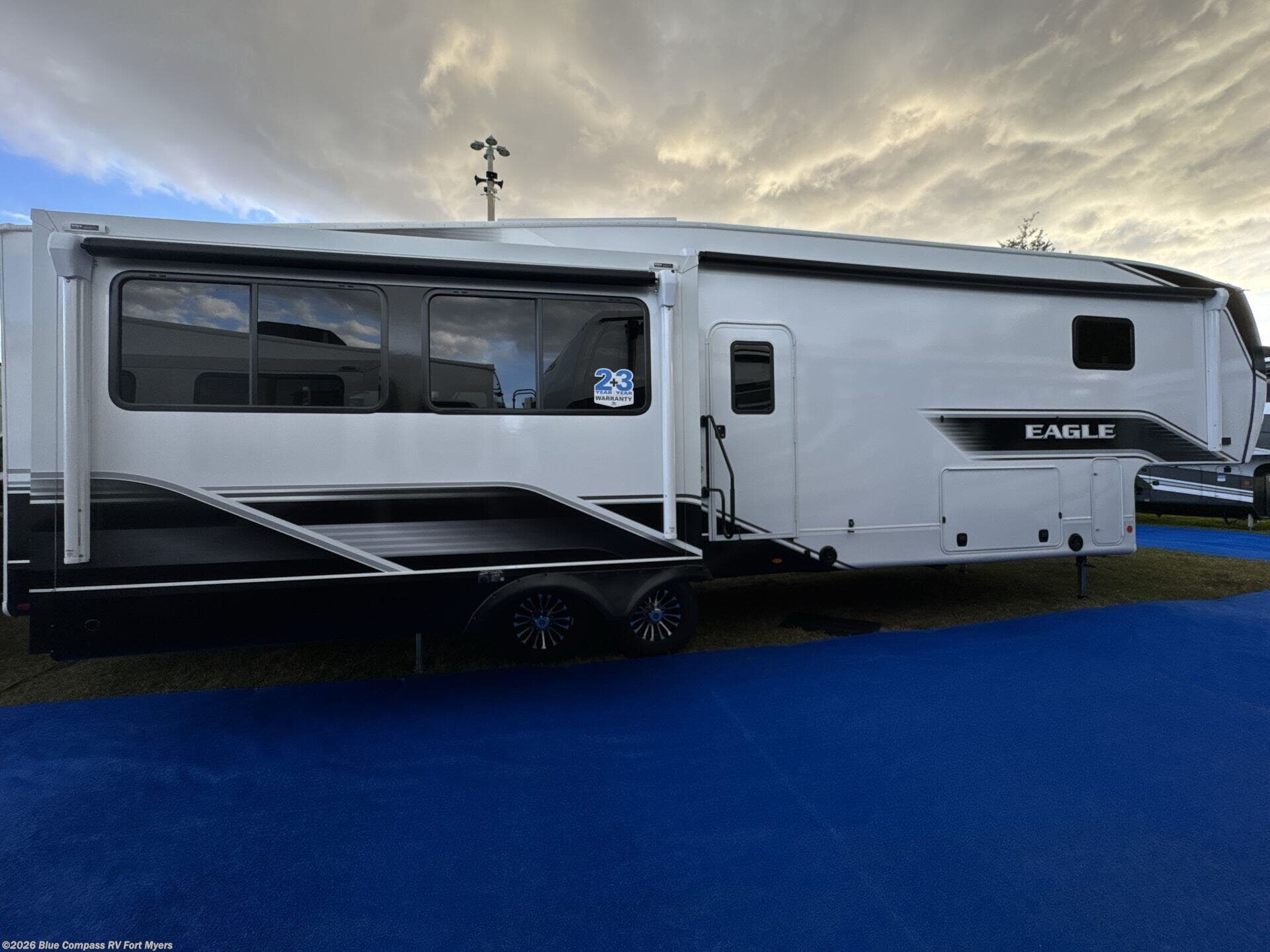 New 2026 Jayco Eagle 335LSTS available in Fort Myers, Florida