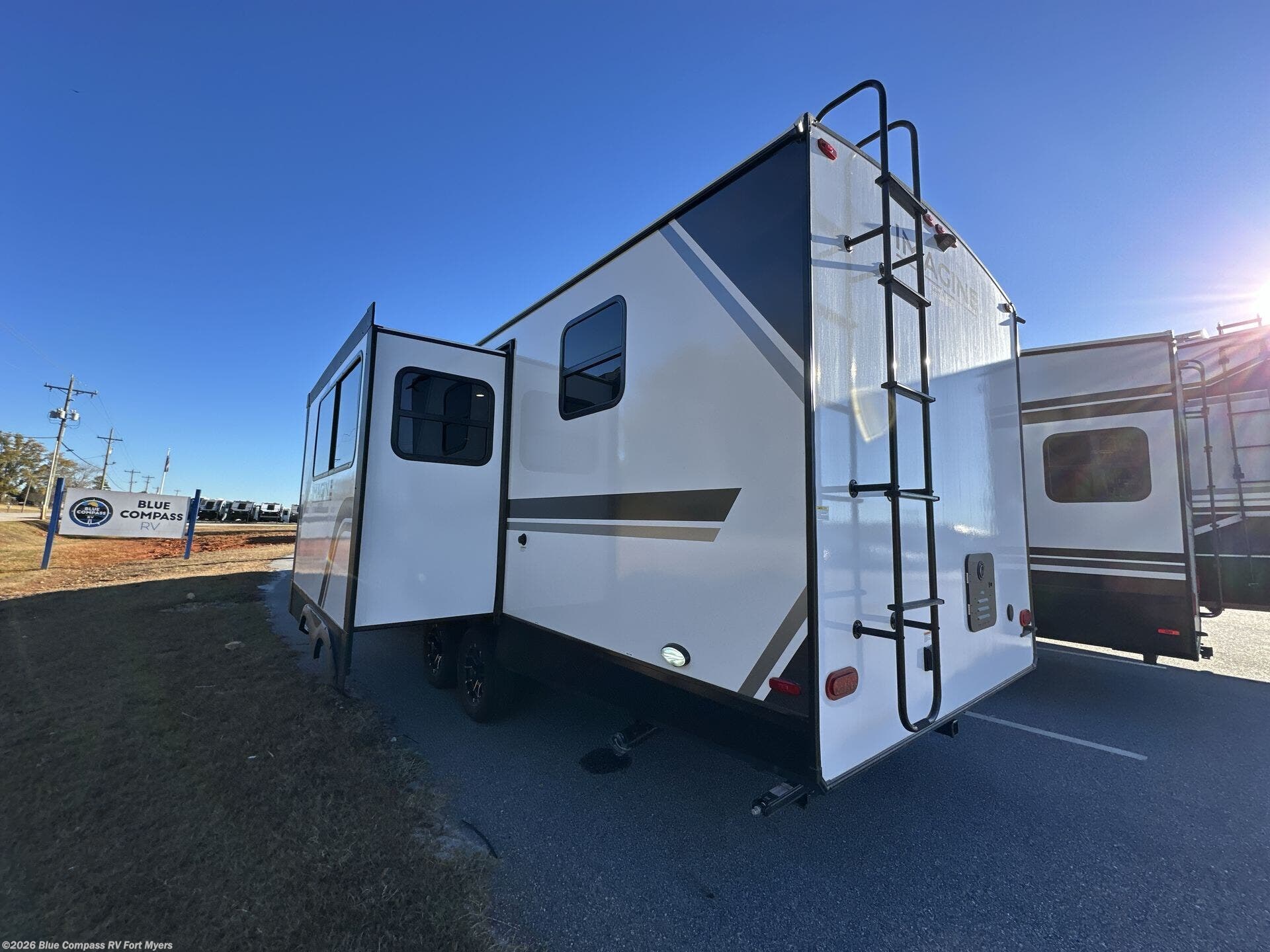 2026 Imagine 2470BH by Grand Design from Blue Compass RV Fort Myers in Fort Myers, Florida