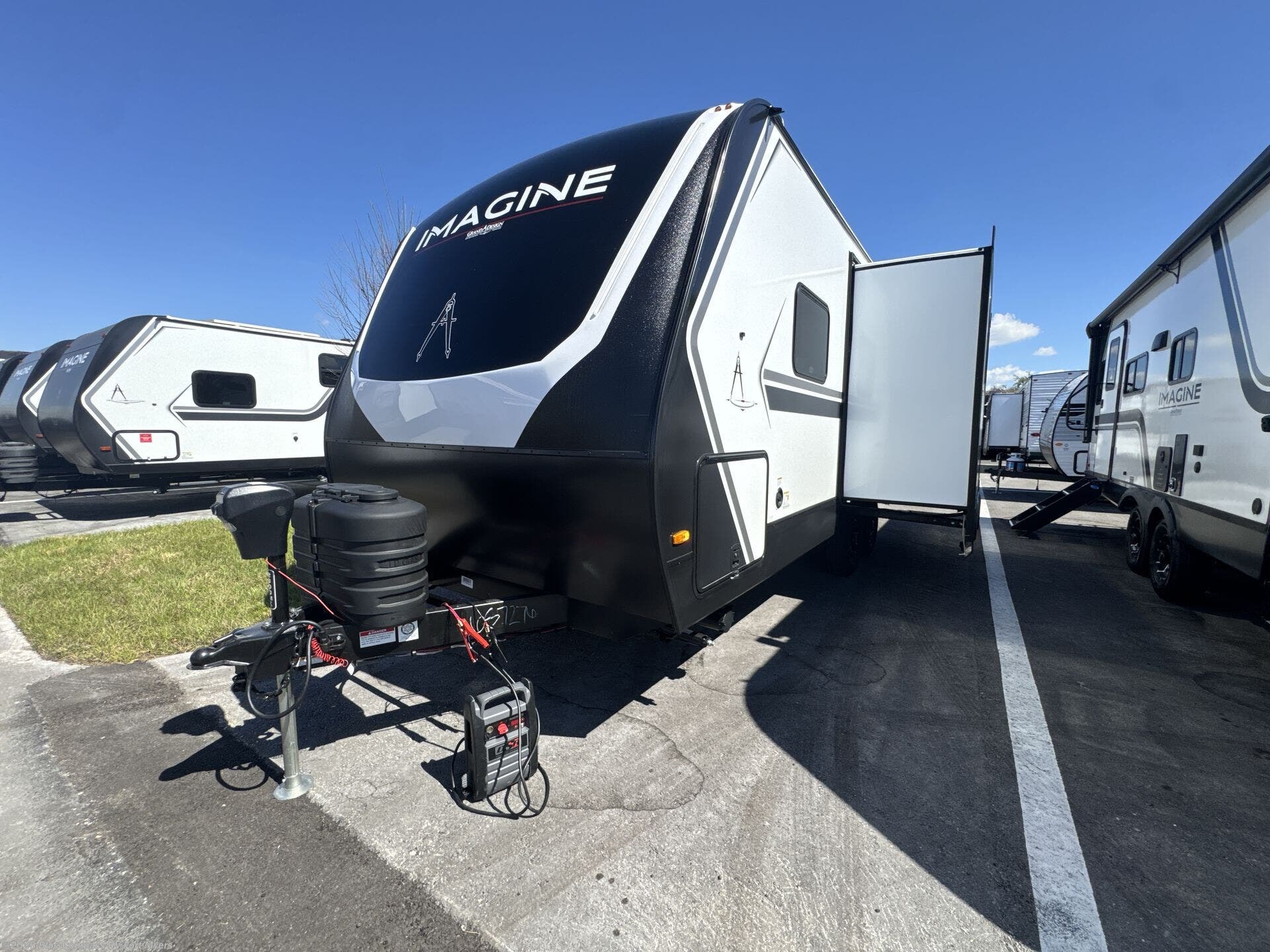 2026 Imagine 2300MK by Grand Design from Blue Compass RV Fort Myers in Fort Myers, Florida