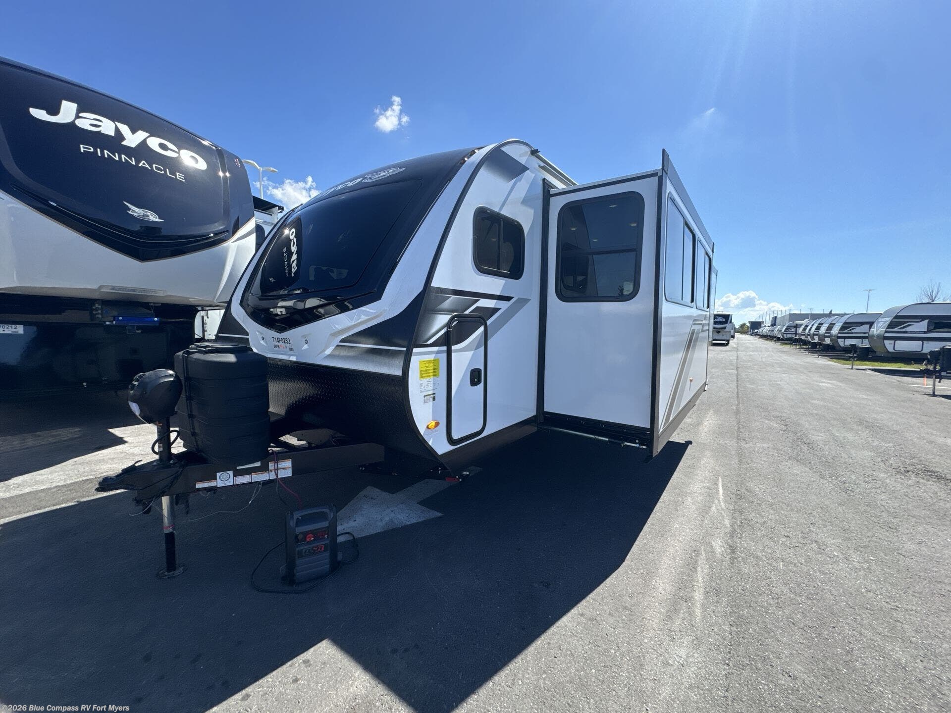 2026 Jay Feather 26FK by Jayco from Blue Compass RV Fort Myers in Fort Myers, Florida