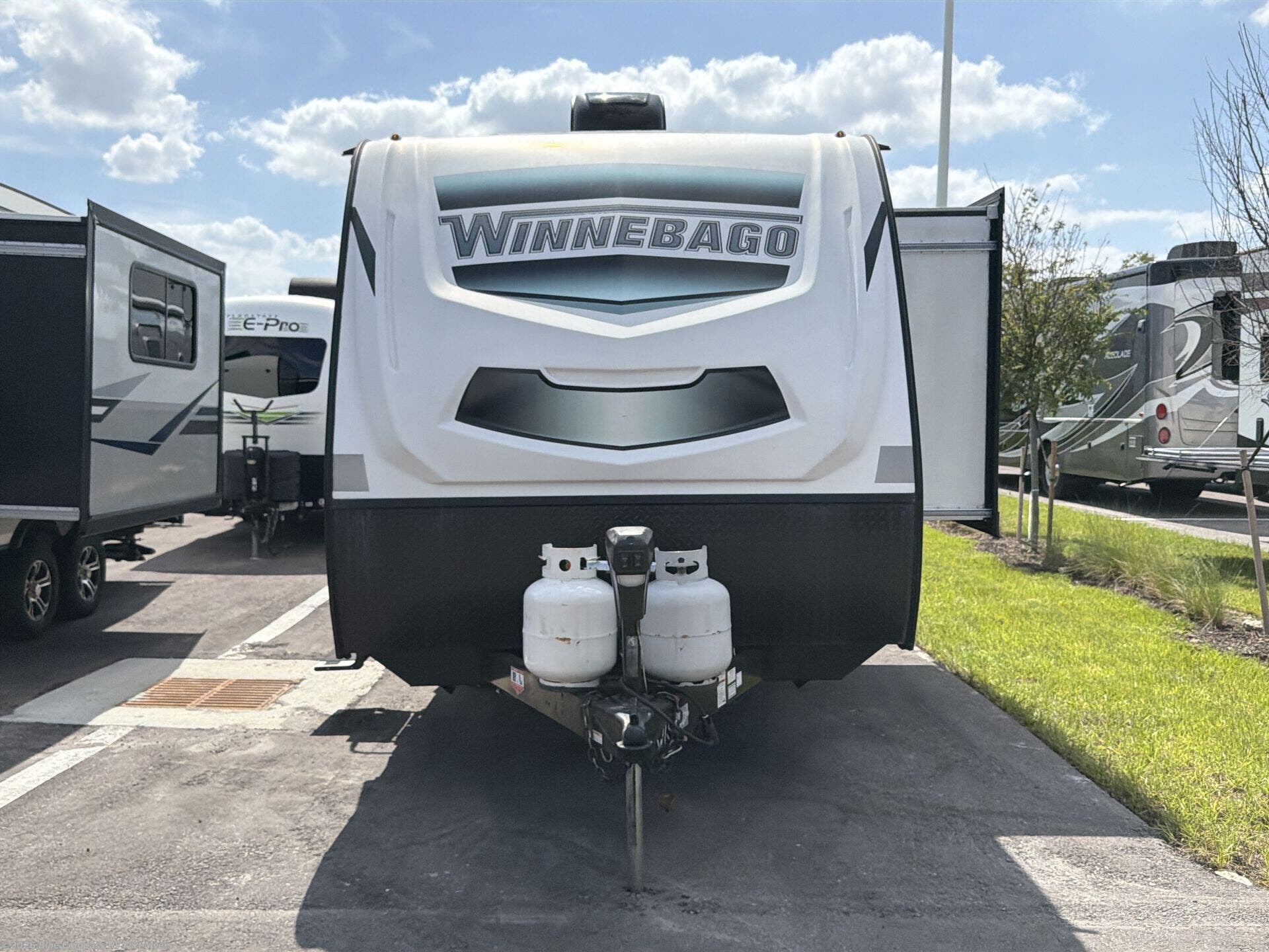 2021 Micro Minnie 2100BH by Winnebago from Blue Compass RV Fort Myers in Fort Myers, Florida