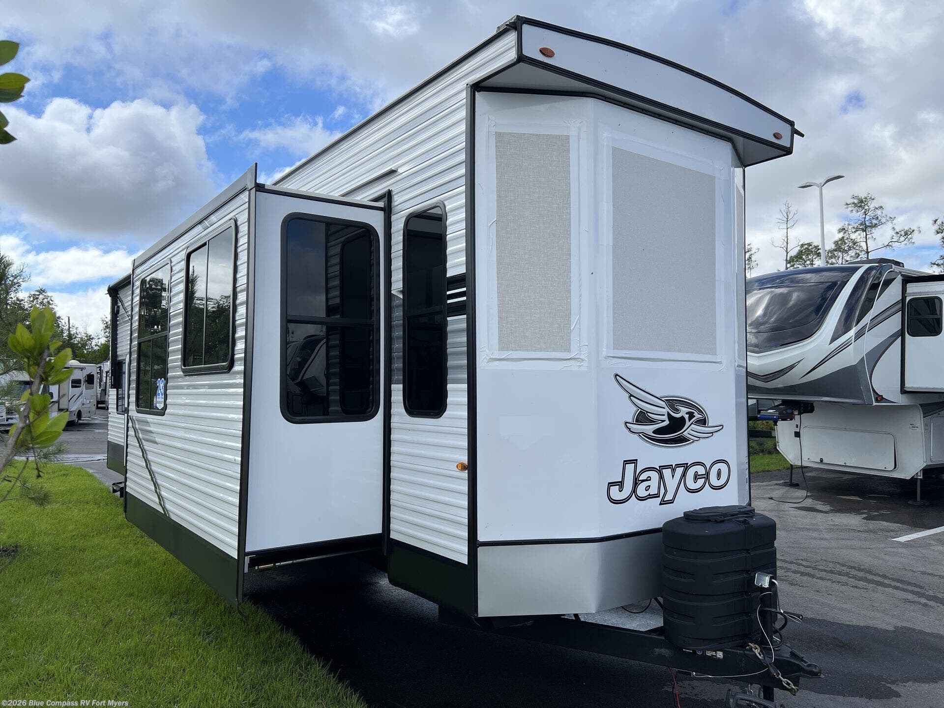 2026 Jayco Jay Flight Bungalow 401LOFT DS - New Travel Trailer For Sale by Blue Compass RV Fort Myers in Fort Myers, Florida