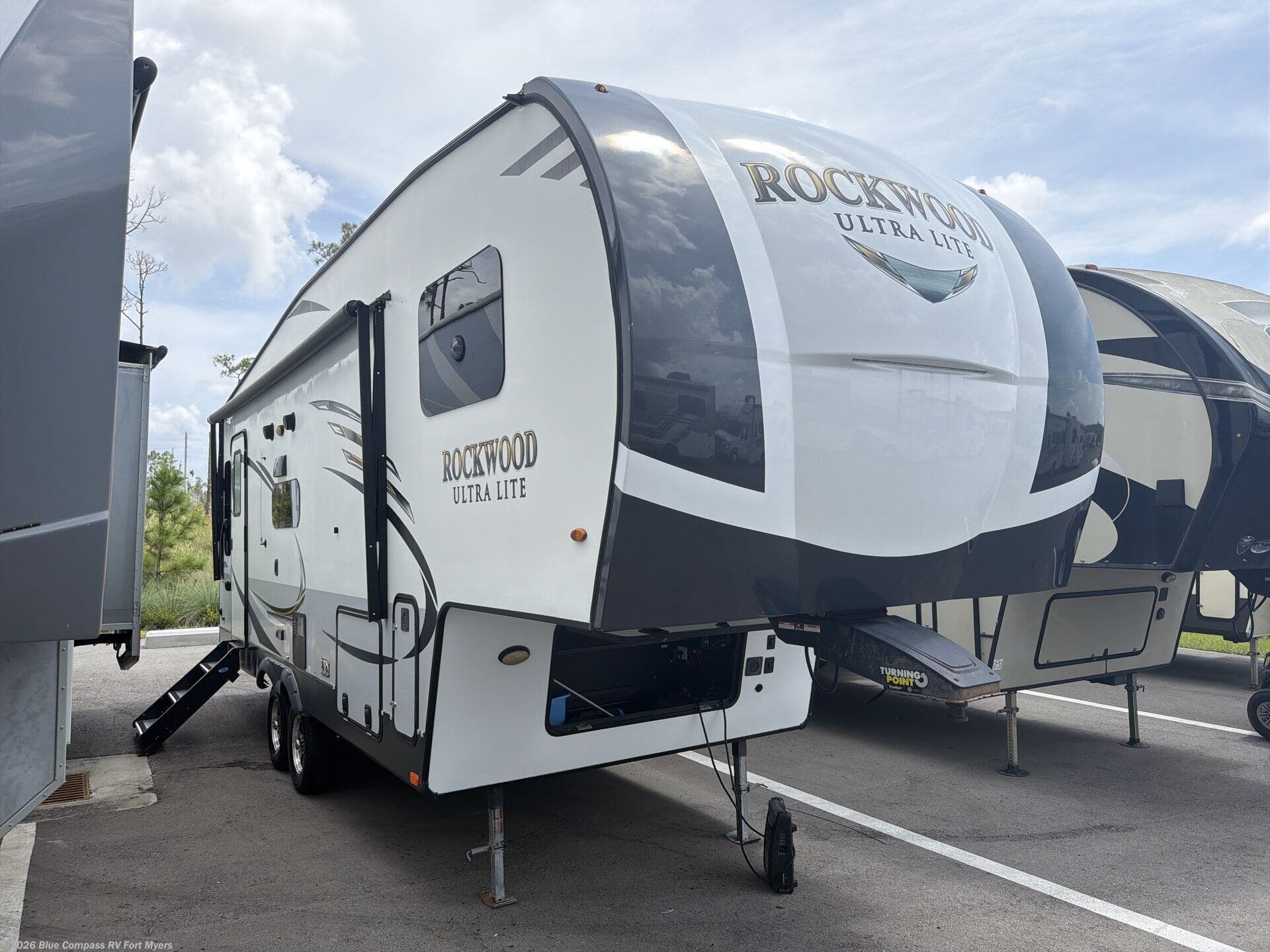 2019 Rockwood Ultra Lite 2441WS by Forest River from Blue Compass RV Fort Myers in Fort Myers, Florida