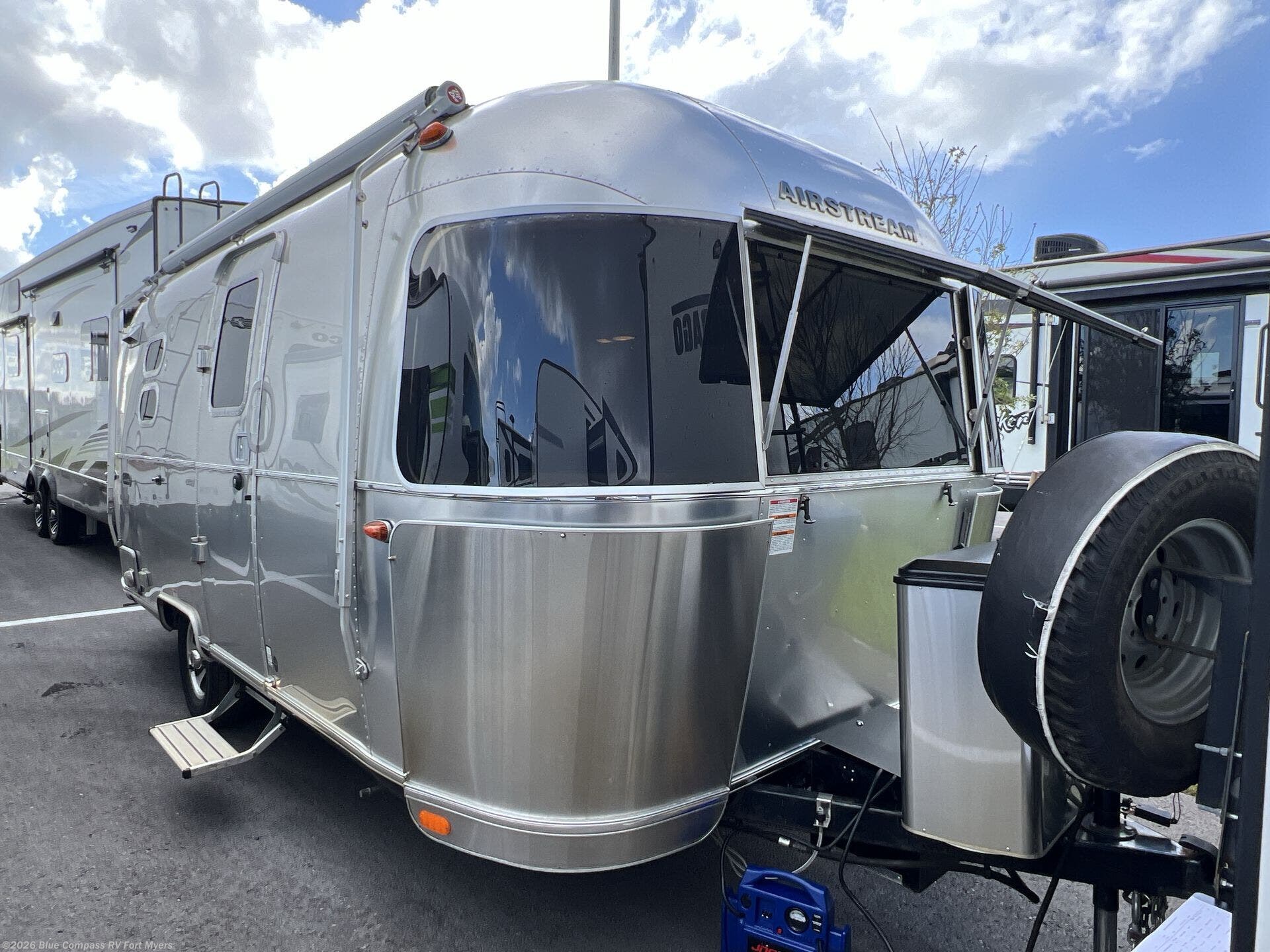 2021 Caravel 20FB by Airstream from Blue Compass RV Fort Myers in Fort Myers, Florida