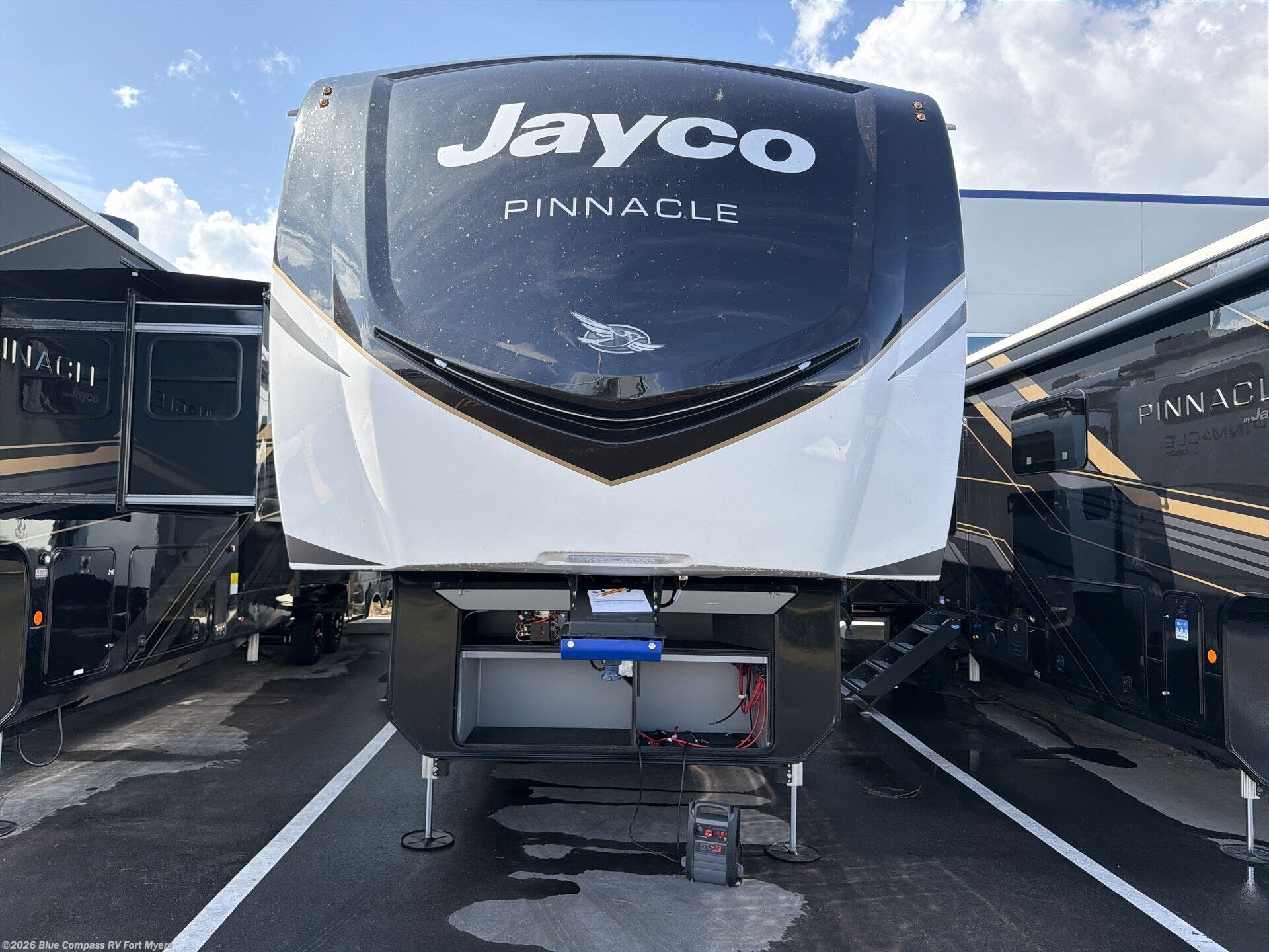 New 2026 Jayco Pinnacle 38FBRK available in Fort Myers, Florida