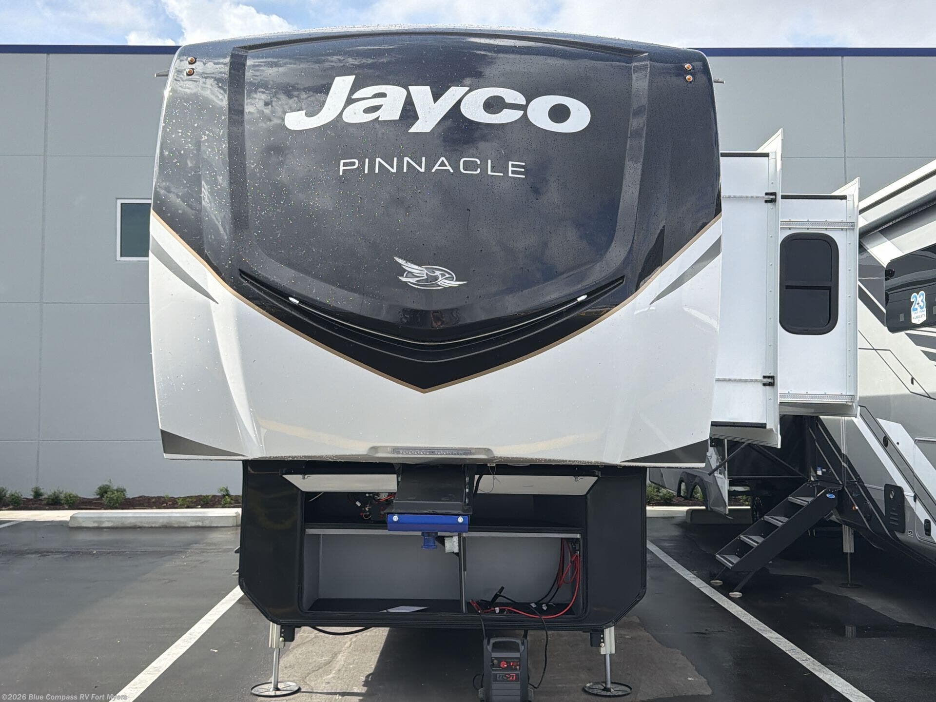 New 2026 Jayco Pinnacle 38SSWS available in Fort Myers, Florida