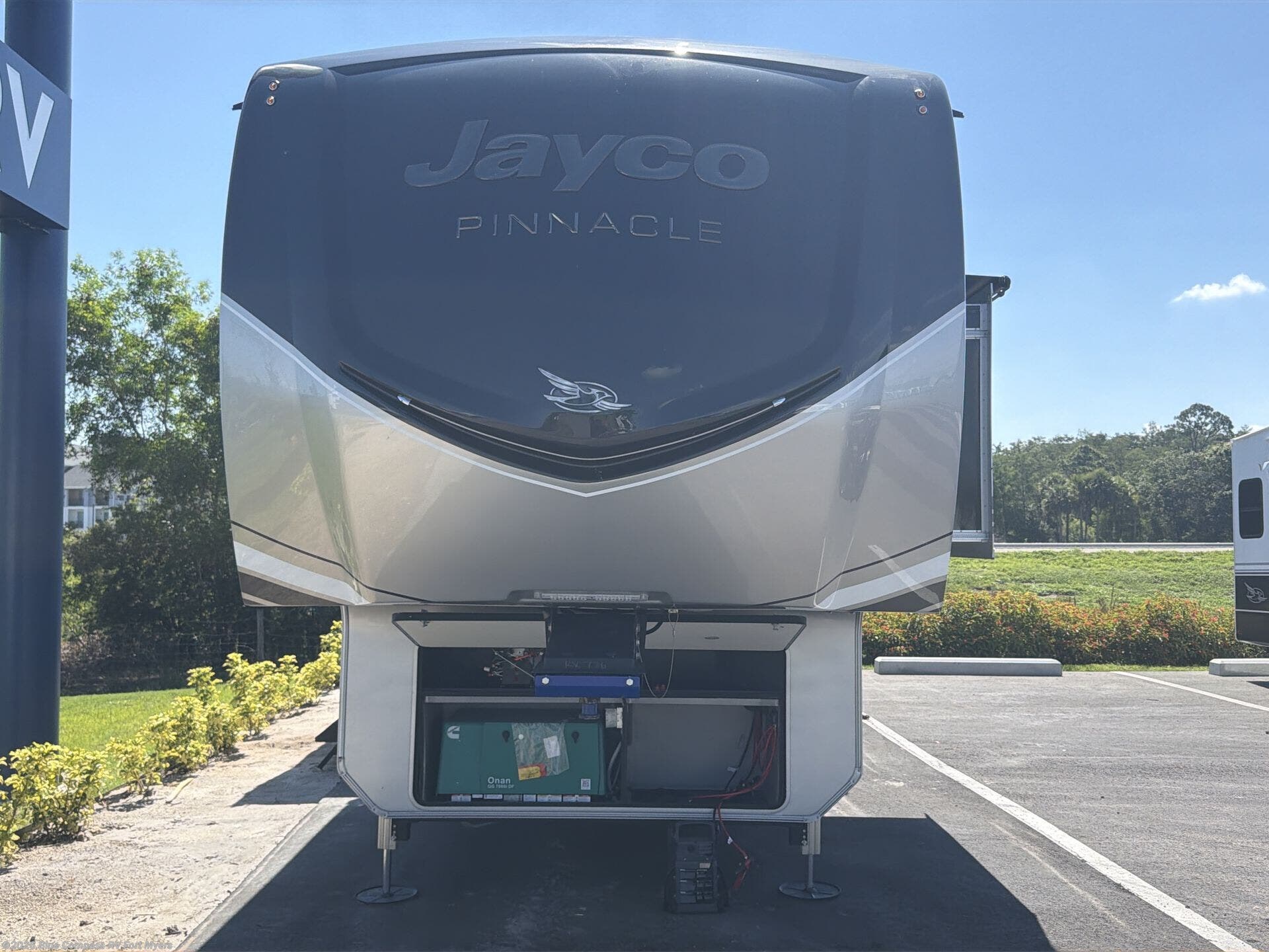 New 2026 Jayco Pinnacle 38FBRK available in Fort Myers, Florida