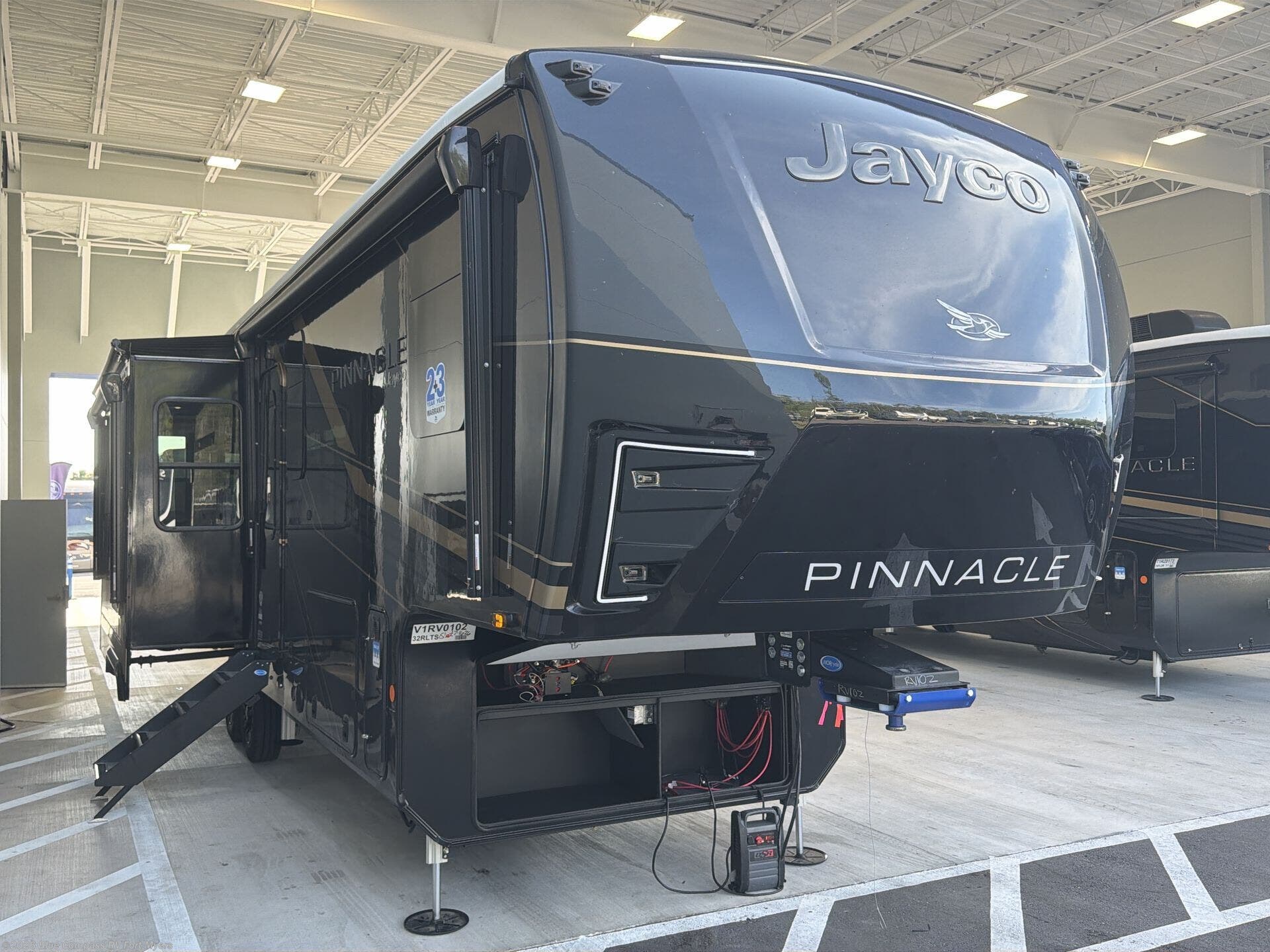 2027 Pinnacle 32RLTS by Jayco from Blue Compass RV Fort Myers in Fort Myers, Florida