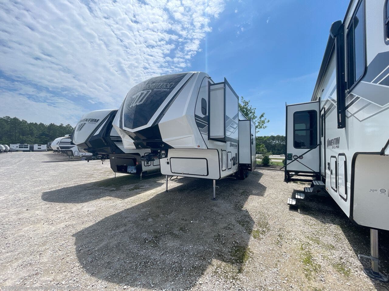 2026 Momentum G-Class 320G by Grand Design from Blue Compass RV Fort Myers in Fort Myers, Florida
