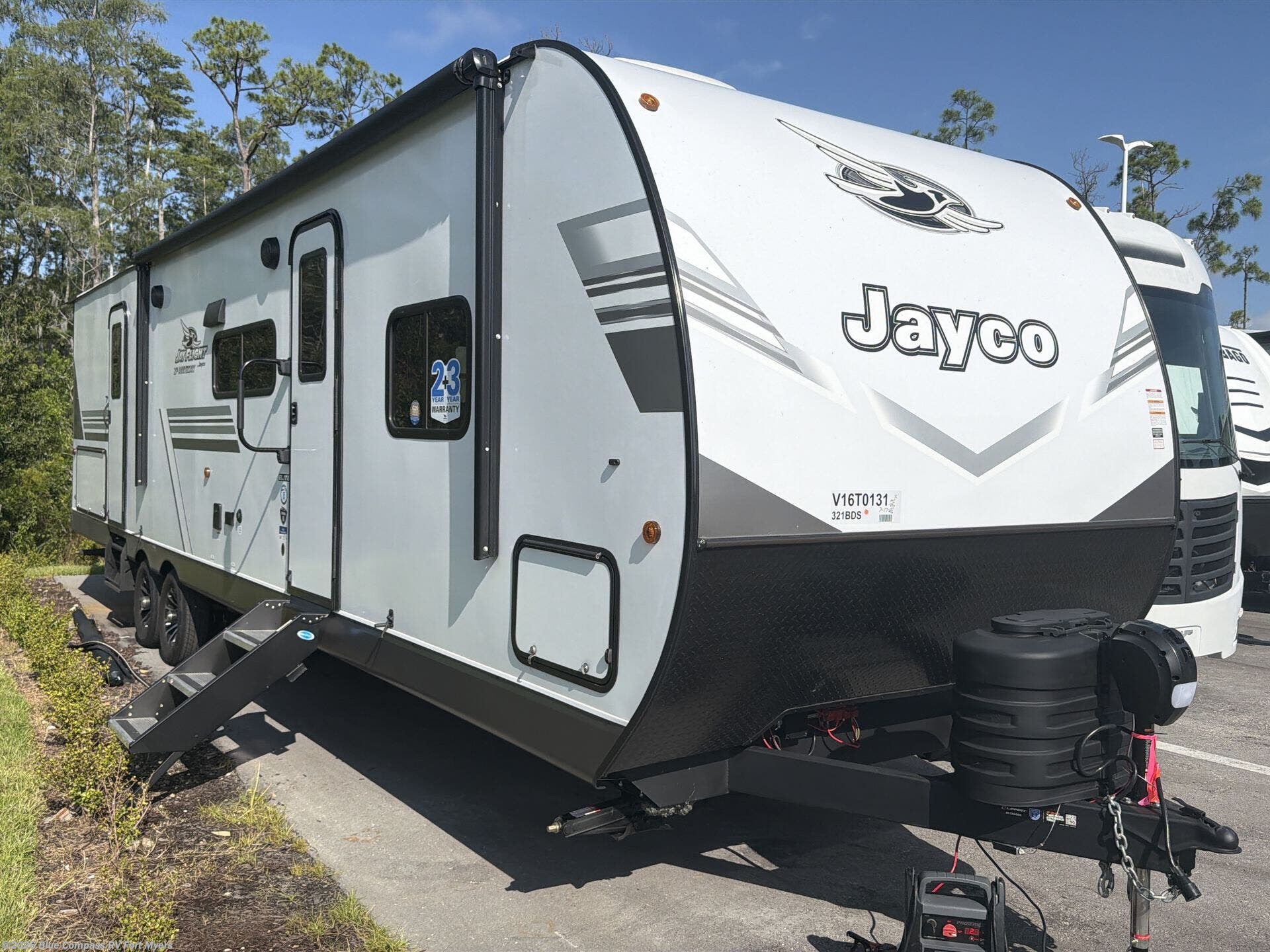 2027 Jay Flight 321BDS by Jayco from Blue Compass RV Fort Myers in Fort Myers, Florida