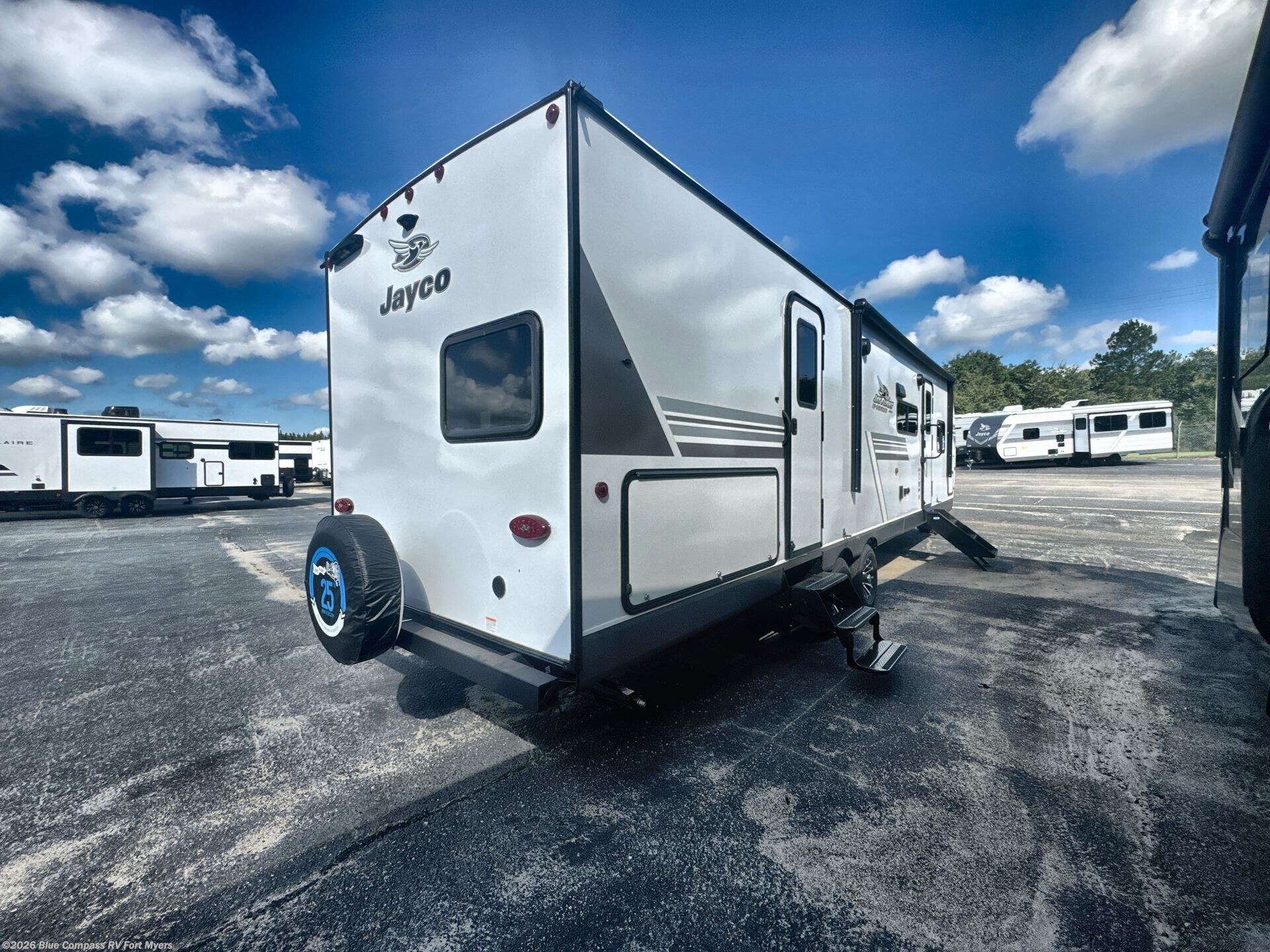 New 2027 Jayco Jay Flight 321BDS available in Fort Myers, Florida