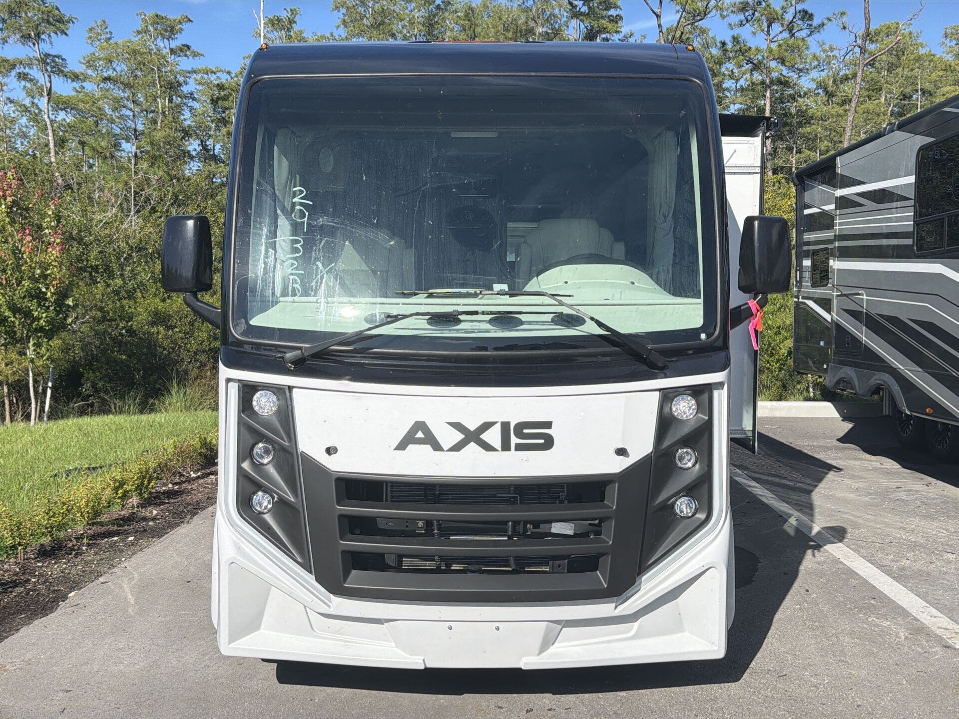 New 2027 Thor Motor Coach Axis 28.1 available in Fort Myers, Florida